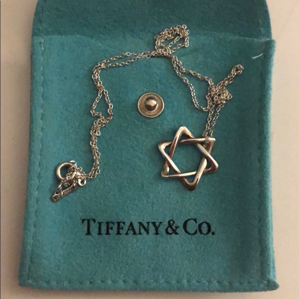 New condition/polished Tiffany necklace.